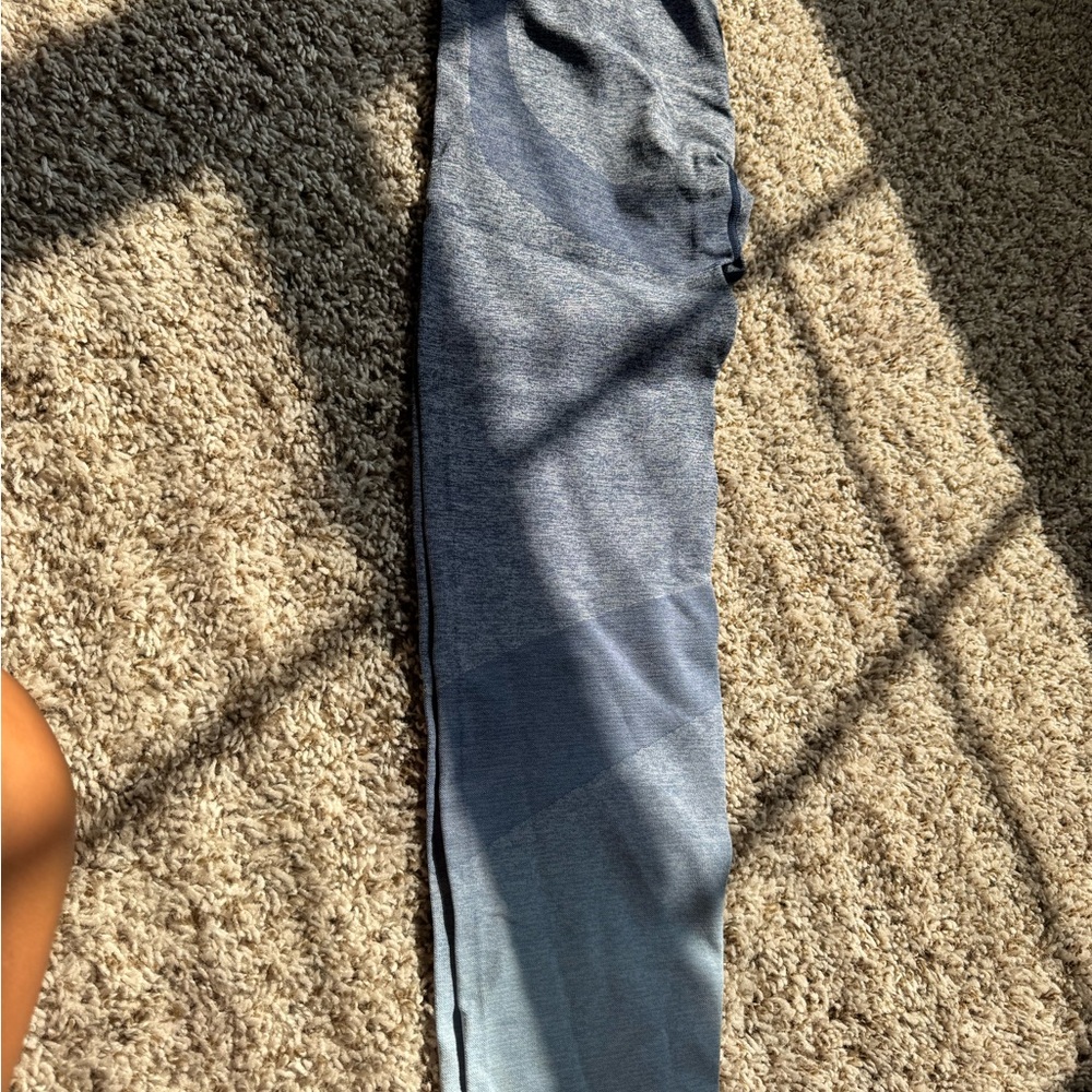 PINK Victoria's Secret Blue Ombre Leggings
